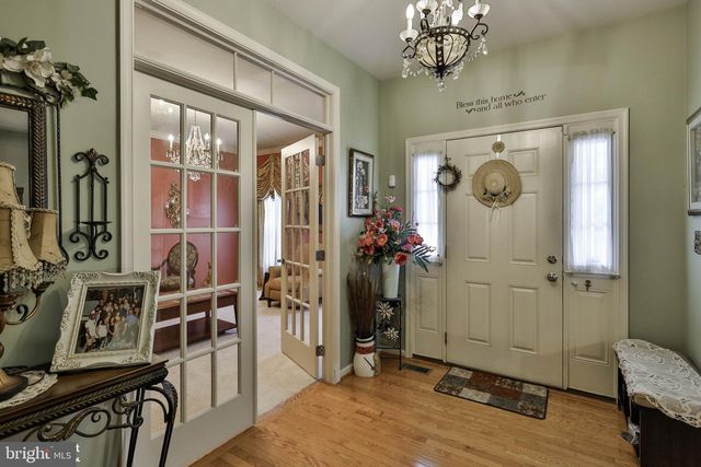 1327 WHEATLAND AVE, Pennsburg, PA 18073