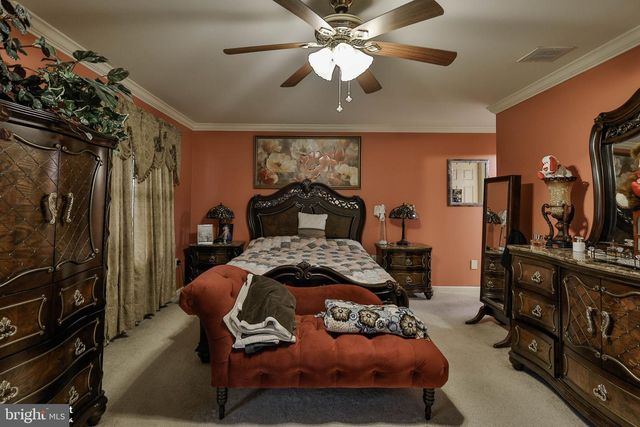 1327 WHEATLAND AVE, Pennsburg, PA 18073