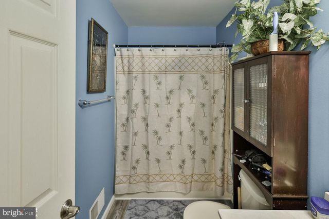 1327 WHEATLAND AVE, Pennsburg, PA 18073