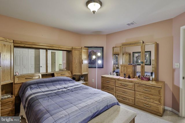 1327 WHEATLAND AVE, Pennsburg, PA 18073
