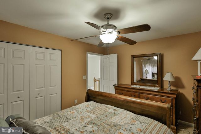 1327 WHEATLAND AVE, Pennsburg, PA 18073