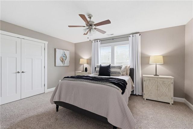 118 N Lou Sawyer RD, Moyock, NC 27958