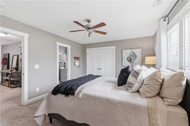 118 N Lou Sawyer RD, Moyock, NC 27958
