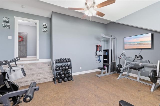 118 N Lou Sawyer RD, Moyock, NC 27958