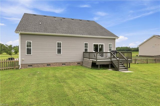 118 N Lou Sawyer RD, Moyock, NC 27958