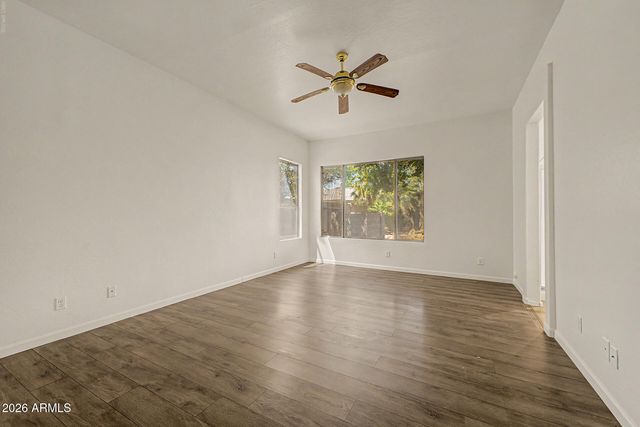 530 S BAHAMA Drive, Gilbert, AZ 85296