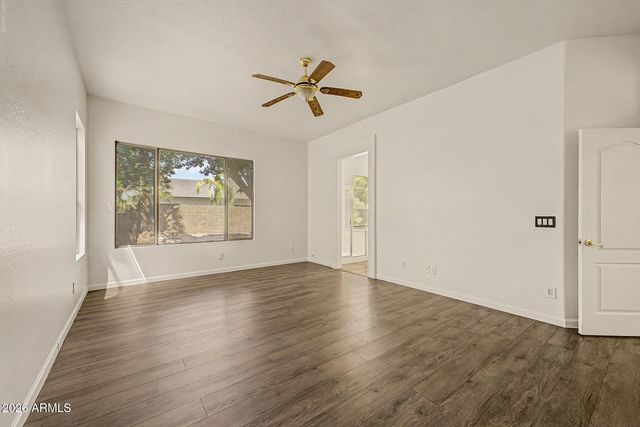 530 S BAHAMA Drive, Gilbert, AZ 85296