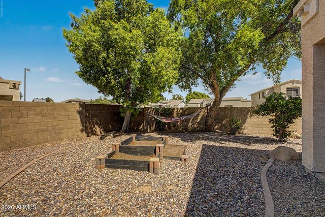 530 S BAHAMA Drive, Gilbert, AZ 85296