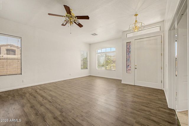 530 S BAHAMA Drive, Gilbert, AZ 85296