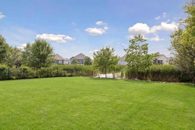 18001 Gleaming Court, Lakeville, MN 55044