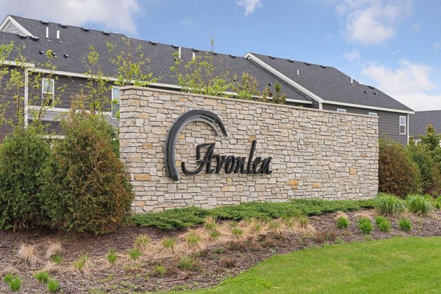 18001 Gleaming Court, Lakeville, MN 55044