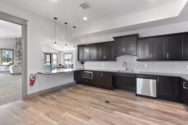 18001 Gleaming Court, Lakeville, MN 55044