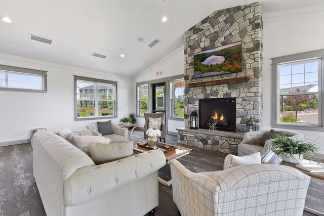 18001 Gleaming Court, Lakeville, MN 55044