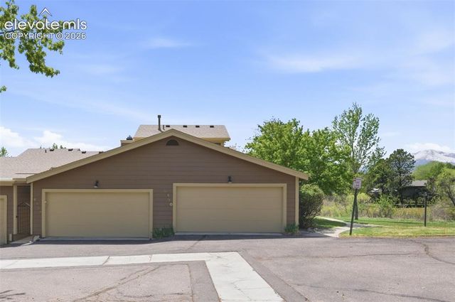 6522 Foxdale Circle, Colorado Springs, CO 80919