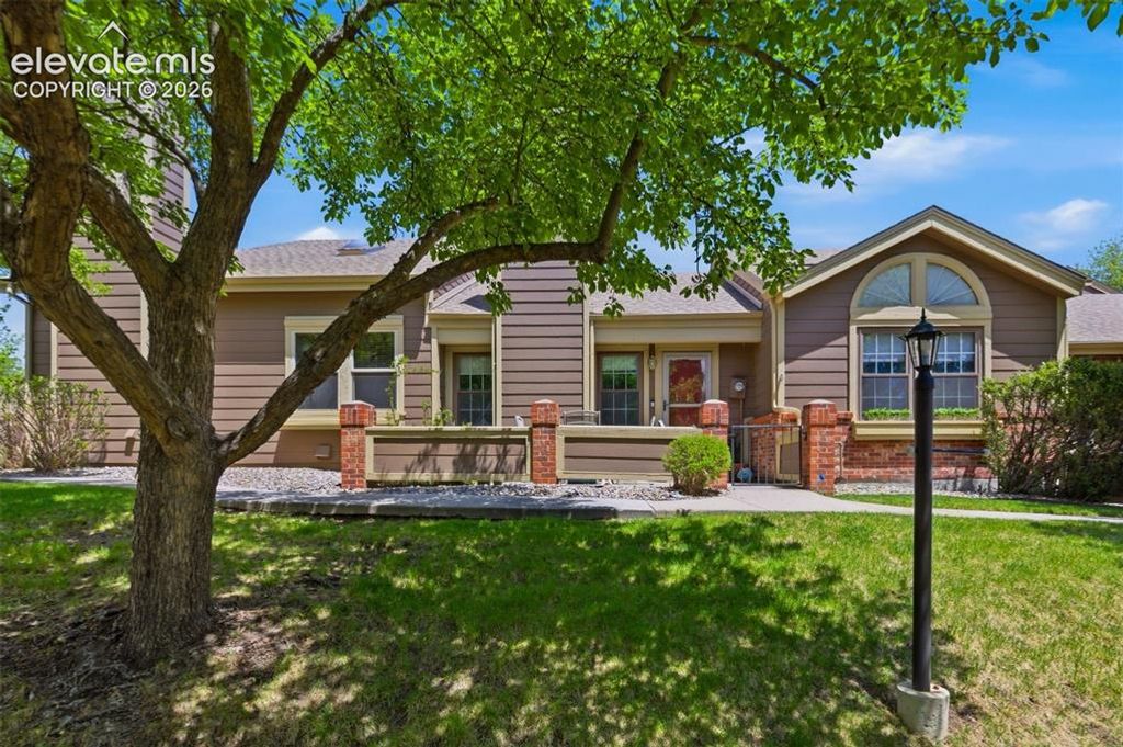 6522 Foxdale Circle, Colorado Springs, CO 80919
