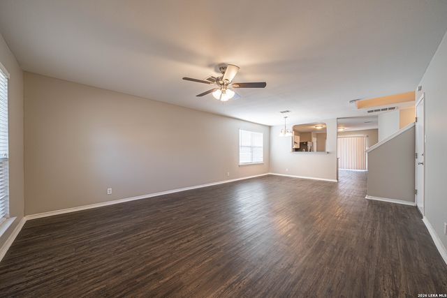 427 Silver Bit, San Antonio, TX 78227