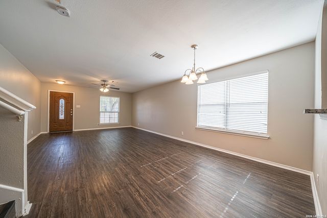 427 Silver Bit, San Antonio, TX 78227