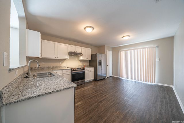 427 Silver Bit, San Antonio, TX 78227