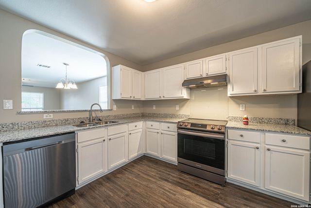 427 Silver Bit, San Antonio, TX 78227