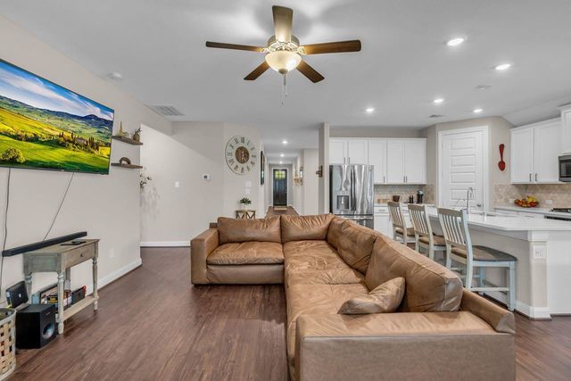 1917 Canyon Live Oak Street, Conroe, TX 77304