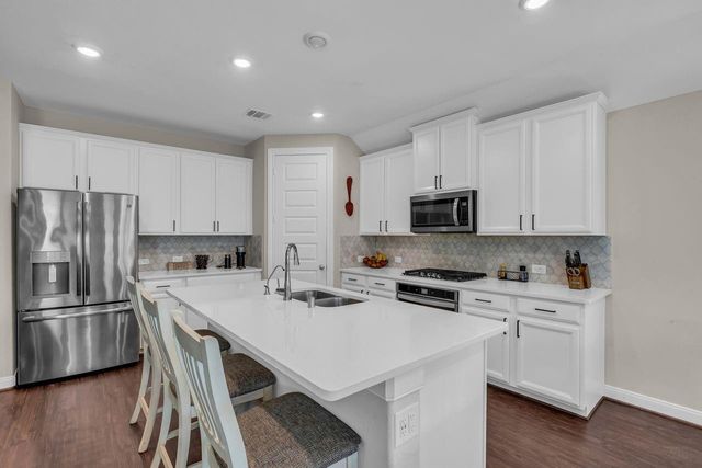 1917 Canyon Live Oak Street, Conroe, TX 77304