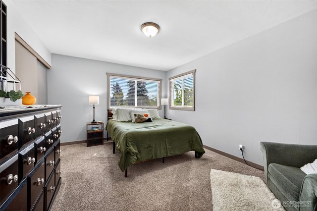 11605 67th Avenue E, Puyallup, WA 98373