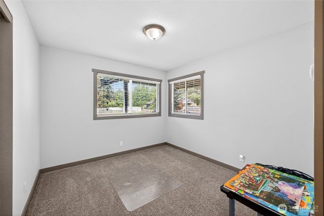 11605 67th Avenue E, Puyallup, WA 98373