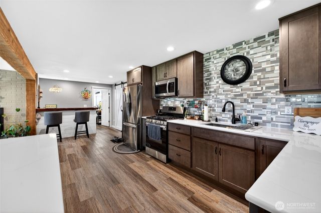 11605 67th Avenue E, Puyallup, WA 98373