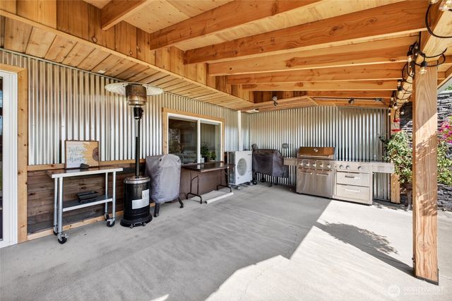 11605 67th Avenue E, Puyallup, WA 98373