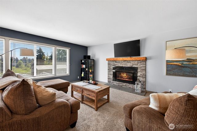 11605 67th Avenue E, Puyallup, WA 98373