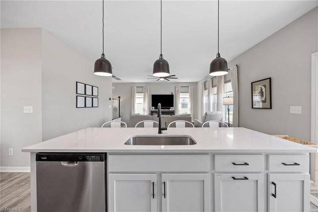 122 Slalom Street, Statesville, NC 28677