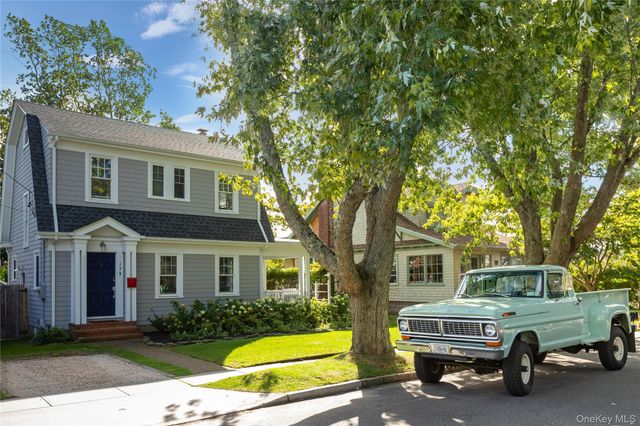 172 5th Street, Greenport, NY 11944