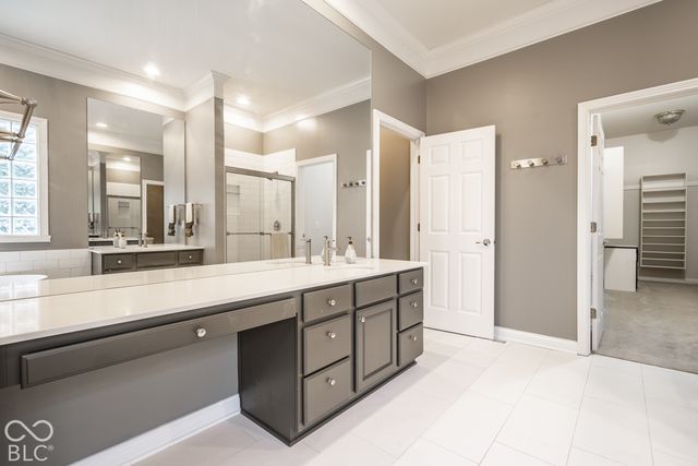 8156 Heyward Drive, Indianapolis, IN 46250