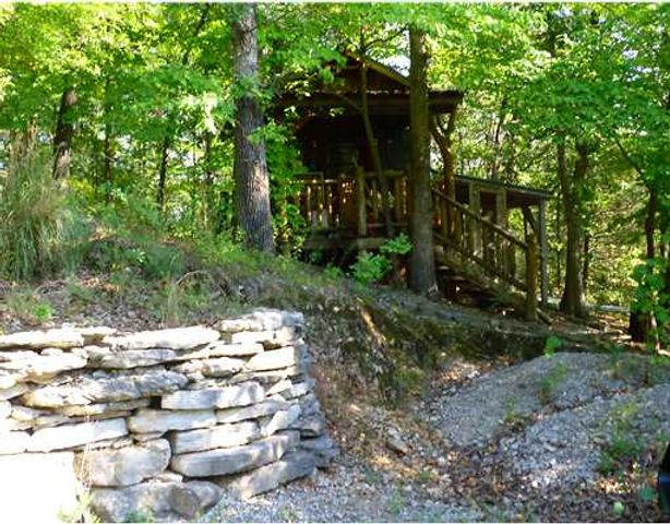 236 County Road 1089, Eureka Springs, AR 72632