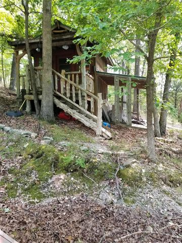 236 County Road 1089, Eureka Springs, AR 72632