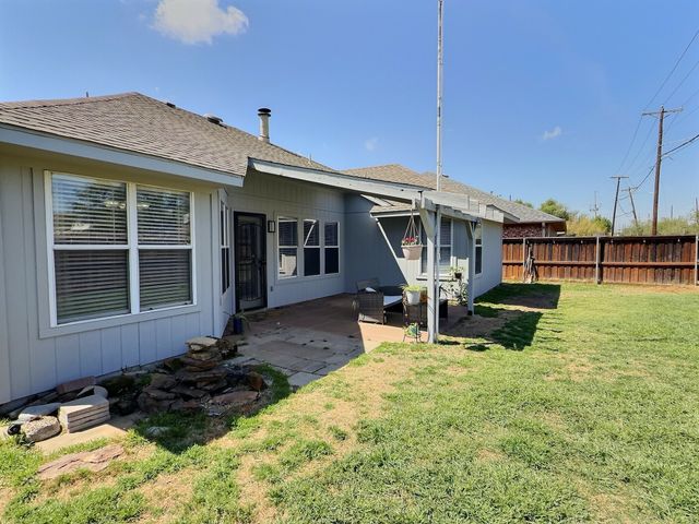 2806 Amberton Place, Euless, TX 76040