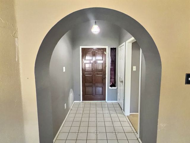 2806 Amberton Place, Euless, TX 76040