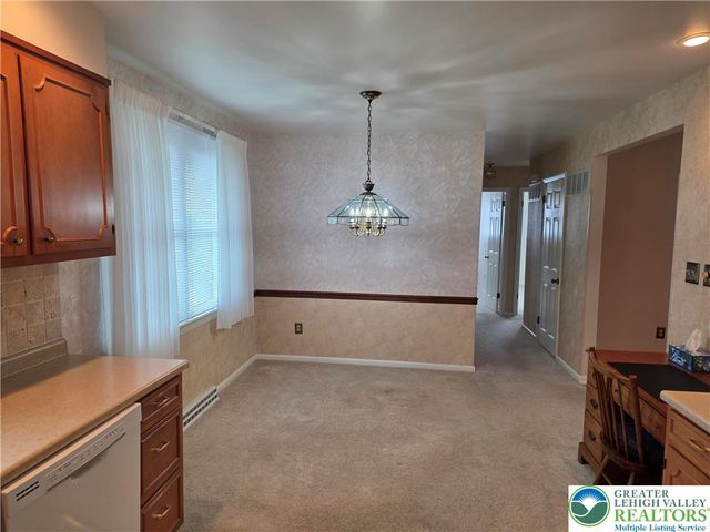 233 Christmas Avenue, Bath Boro, PA 18014