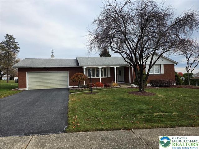 233 Christmas Avenue, Bath Boro, PA 18014
