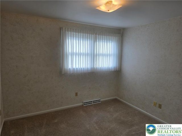 233 Christmas Avenue, Bath Boro, PA 18014