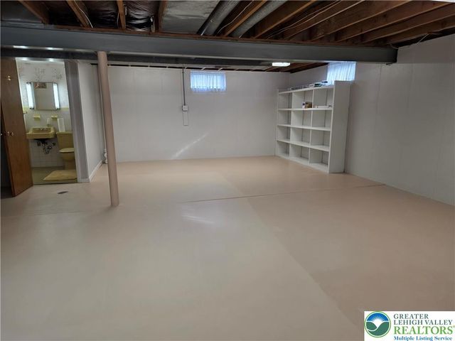 233 Christmas Avenue, Bath Boro, PA 18014