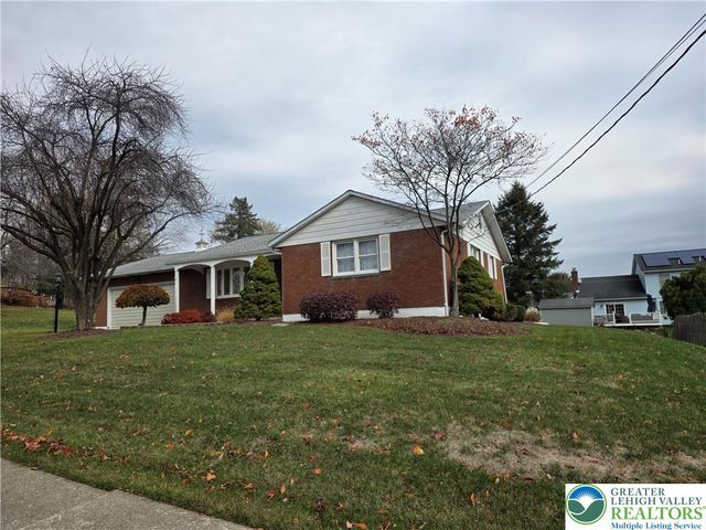 233 Christmas Avenue, Bath Boro, PA 18014