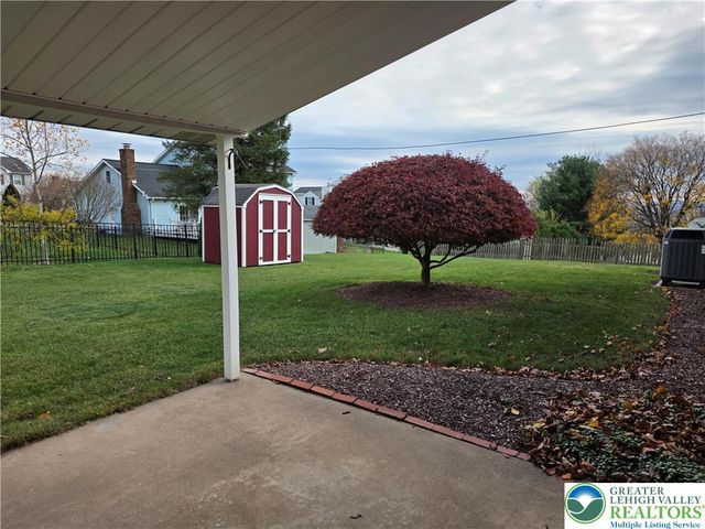 233 Christmas Avenue, Bath Boro, PA 18014