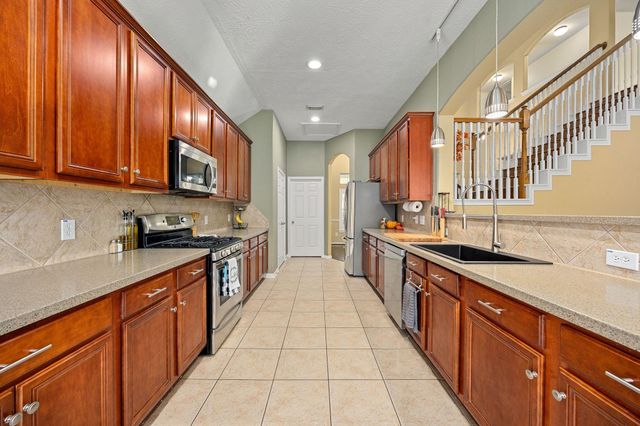 25600 Thornhill Creek Court, Porter, TX 77365