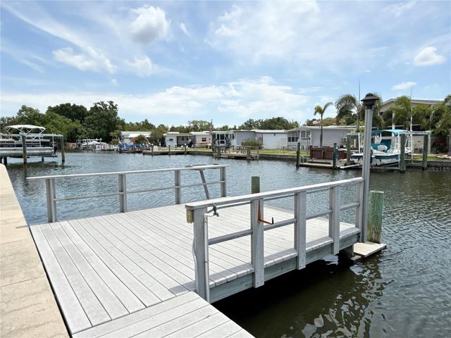 6806 MOUNT QUINCY DRIVE NE 361, St Petersburg, FL 33702