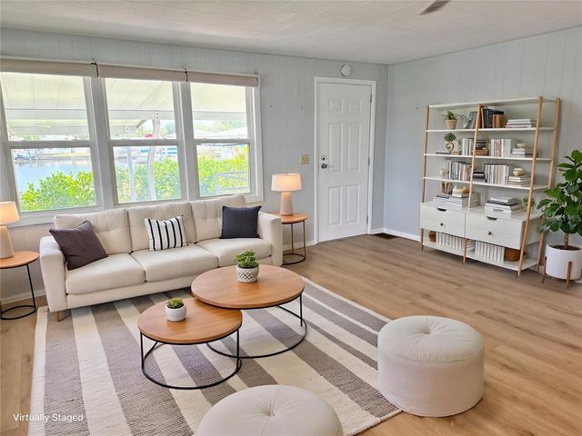 6806 MOUNT QUINCY DRIVE NE 361, St Petersburg, FL 33702