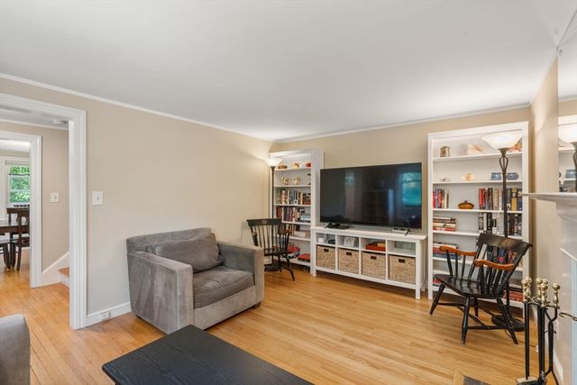 71 Capen St, Milton, MA 02186