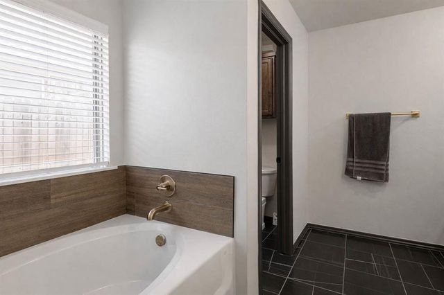 3833 NW 177th Street, Edmond, OK 73012