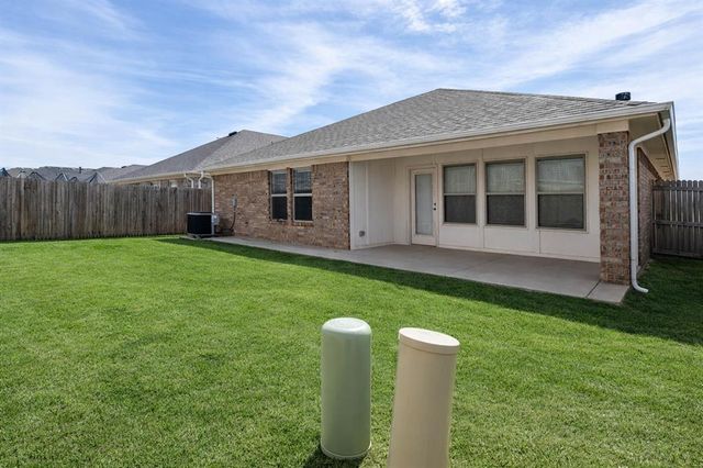 3833 NW 177th Street, Edmond, OK 73012