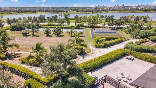 1362 Harvester Crossing, Loxahatchee, FL 33470